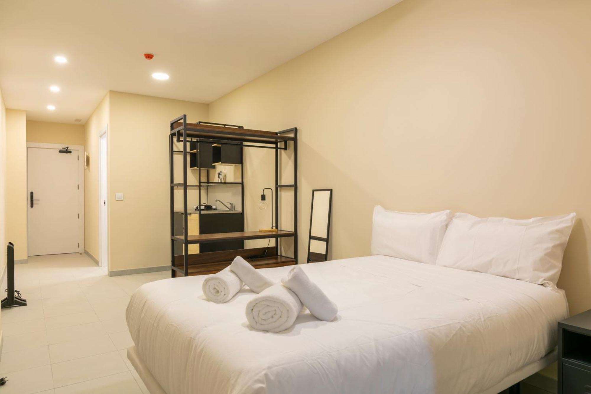 Homeabout Smart Rooms Bravo Murillo - Sin Recepcion マドリード エクステリア 写真