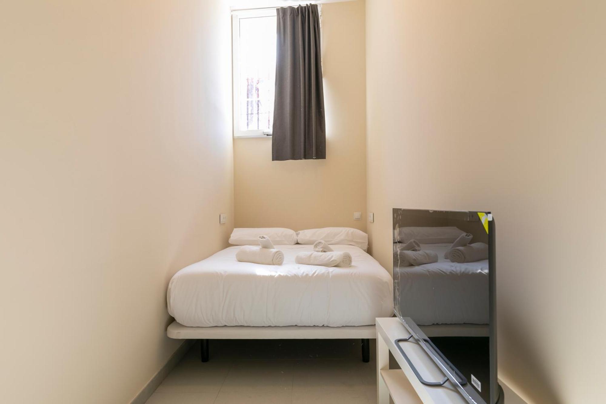 Homeabout Smart Rooms Bravo Murillo - Sin Recepcion マドリード エクステリア 写真