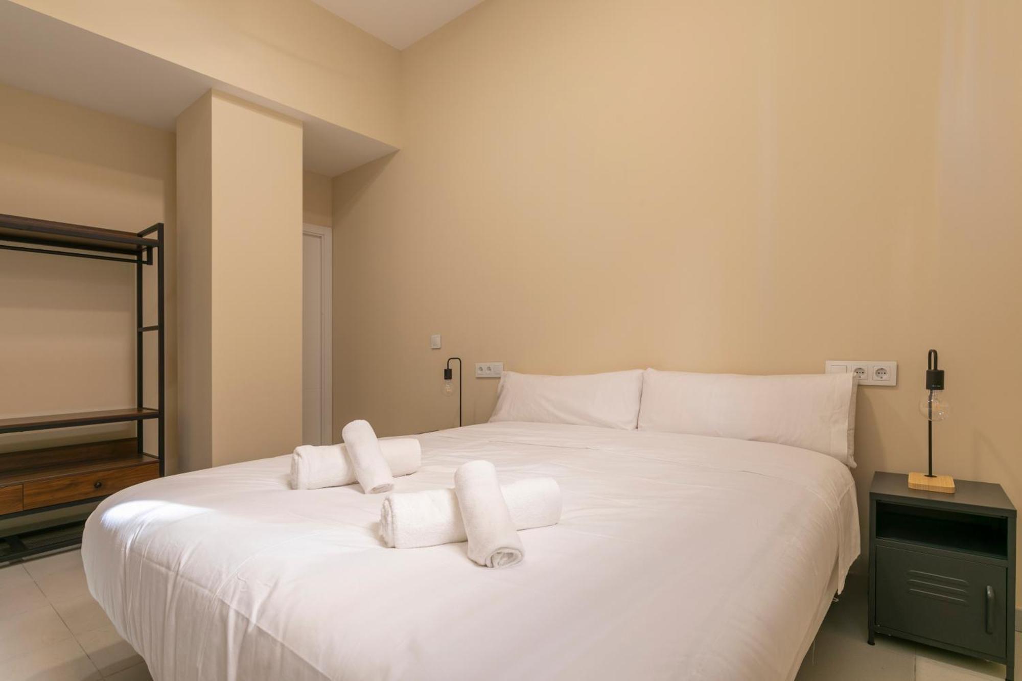 Homeabout Smart Rooms Bravo Murillo - Sin Recepcion マドリード エクステリア 写真