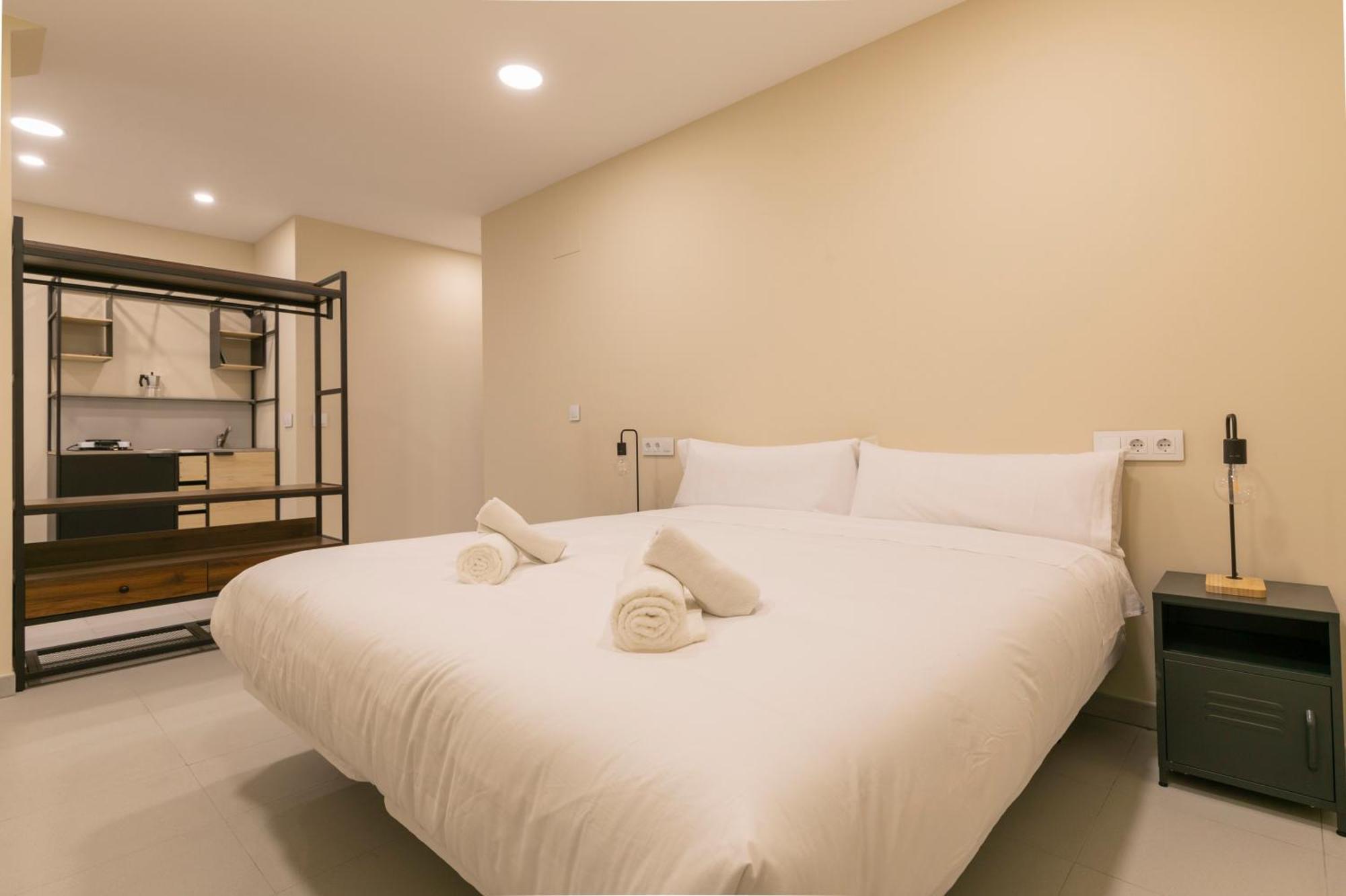 Homeabout Smart Rooms Bravo Murillo - Sin Recepcion マドリード エクステリア 写真