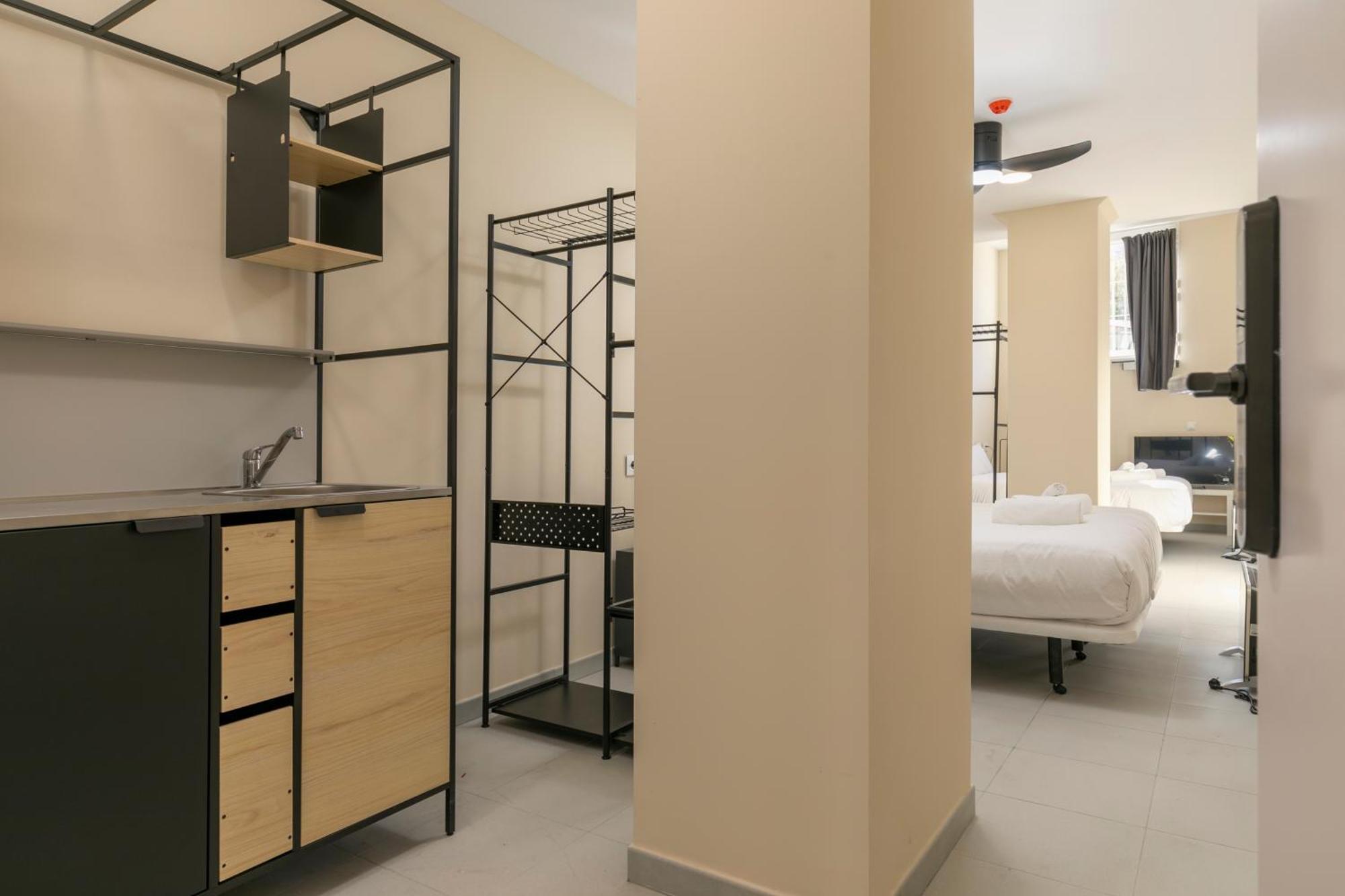 Homeabout Smart Rooms Bravo Murillo - Sin Recepcion マドリード エクステリア 写真