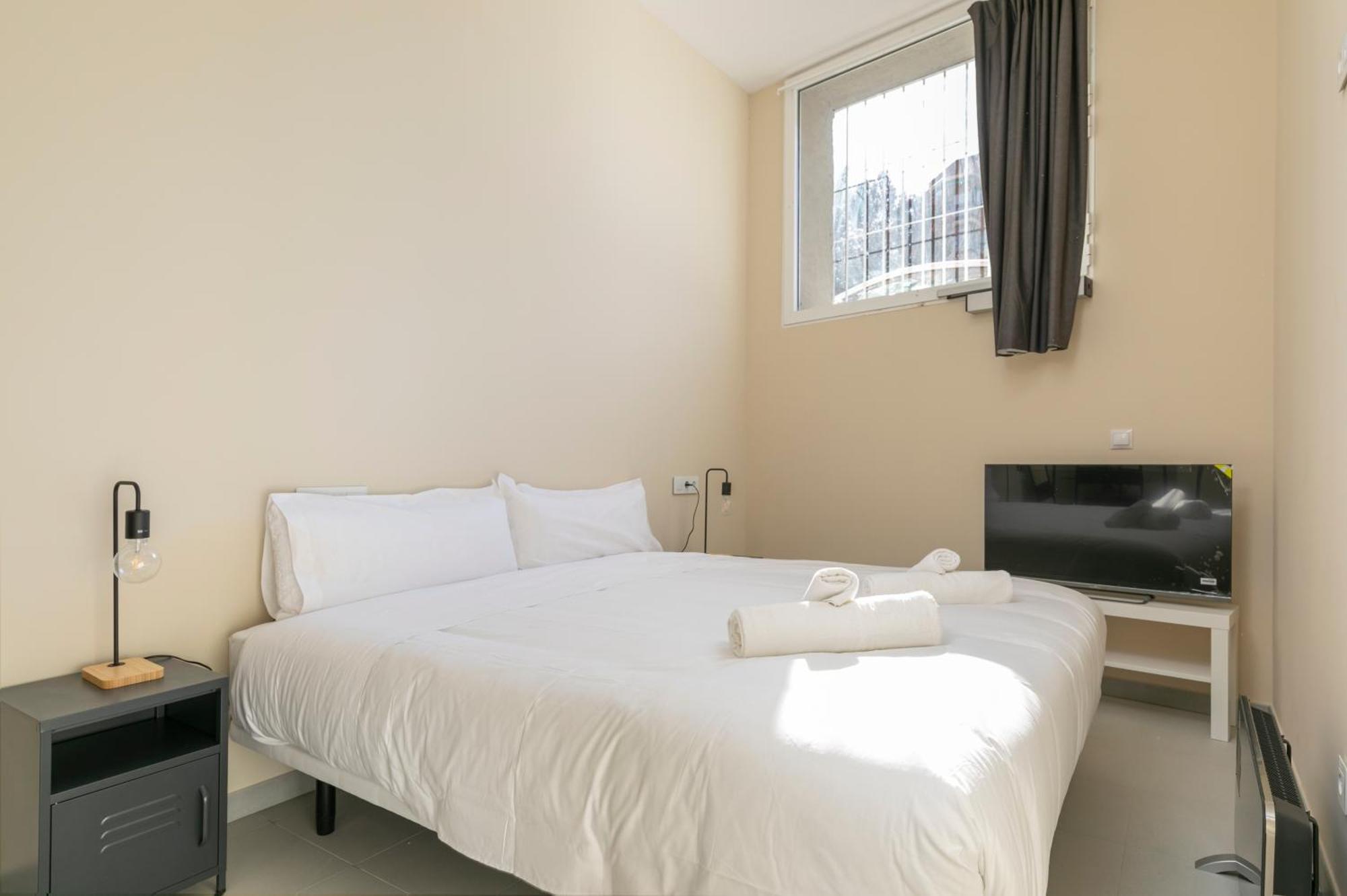 Homeabout Smart Rooms Bravo Murillo - Sin Recepcion マドリード エクステリア 写真