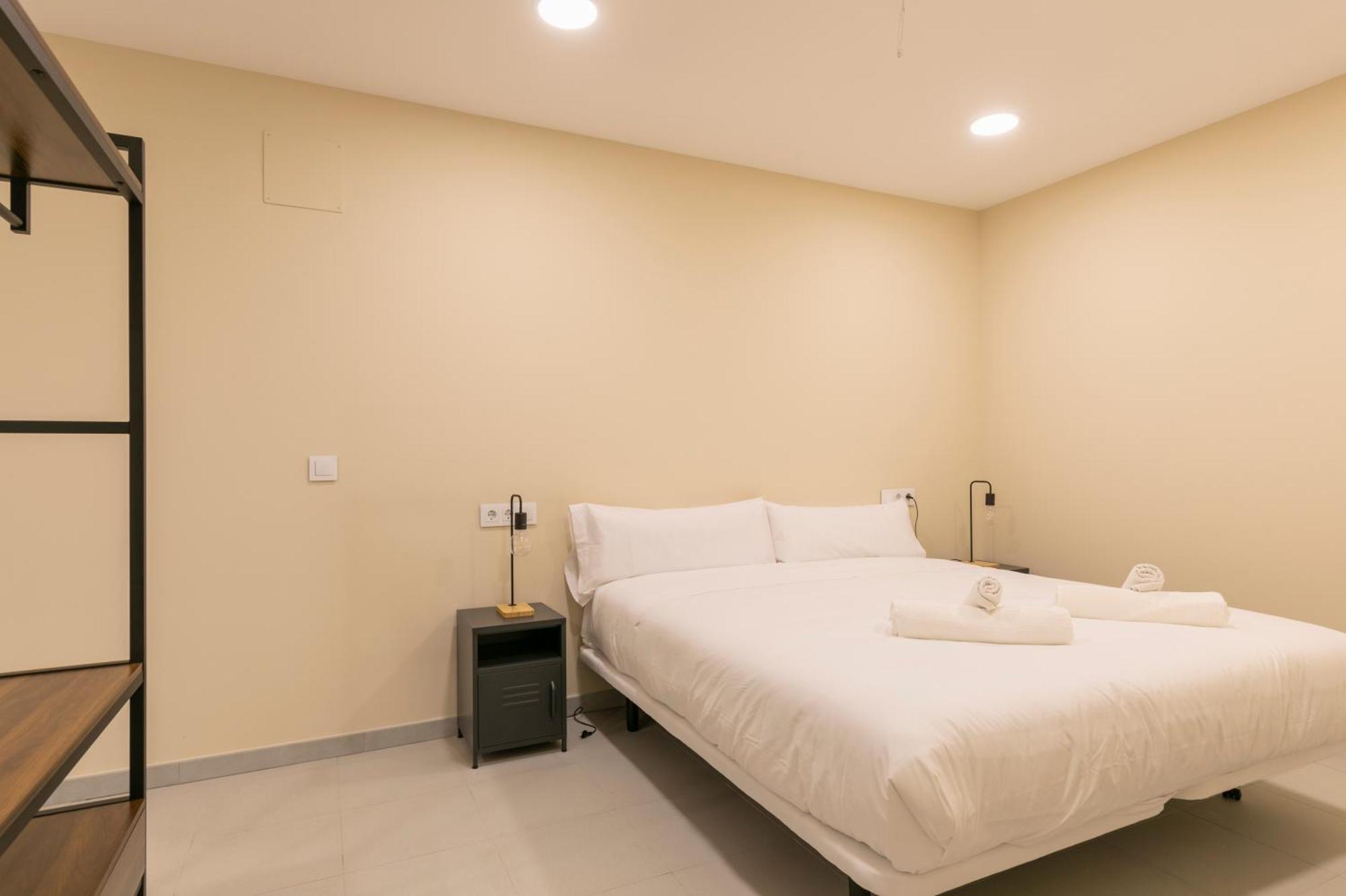 Homeabout Smart Rooms Bravo Murillo - Sin Recepcion マドリード エクステリア 写真