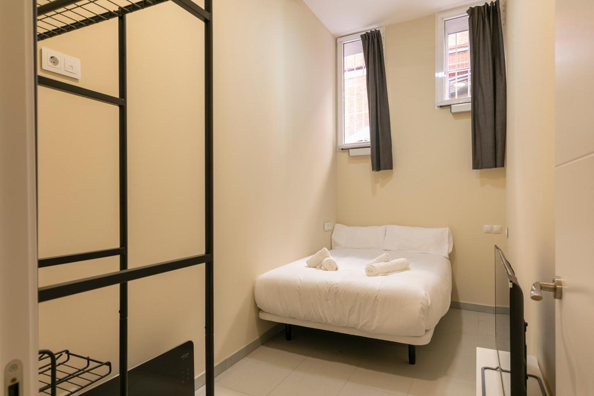 Homeabout Smart Rooms Bravo Murillo - Sin Recepcion マドリード エクステリア 写真