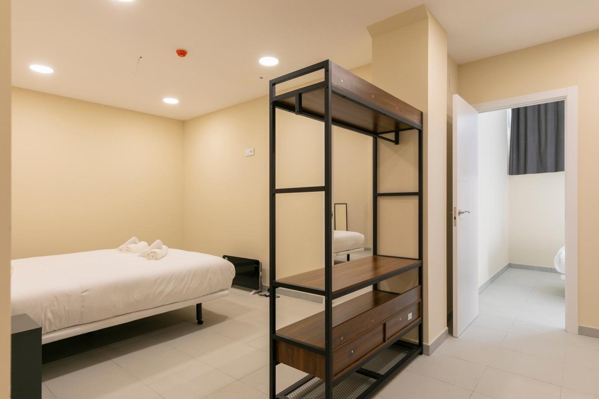 Homeabout Smart Rooms Bravo Murillo - Sin Recepcion マドリード エクステリア 写真