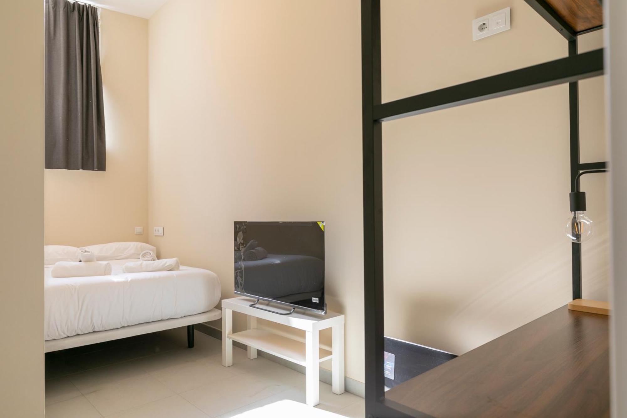 Homeabout Smart Rooms Bravo Murillo - Sin Recepcion マドリード エクステリア 写真