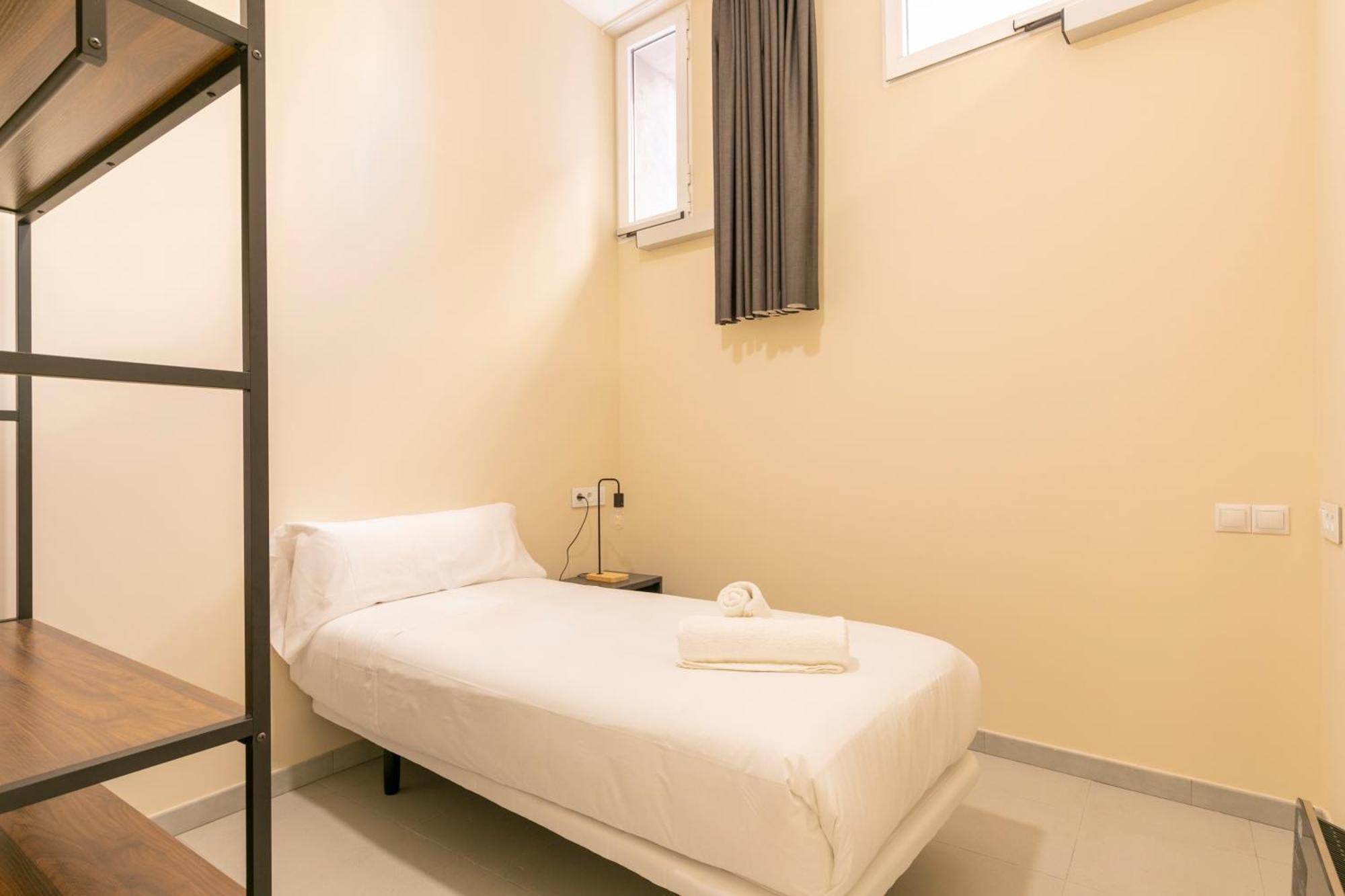 Homeabout Smart Rooms Bravo Murillo - Sin Recepcion マドリード エクステリア 写真
